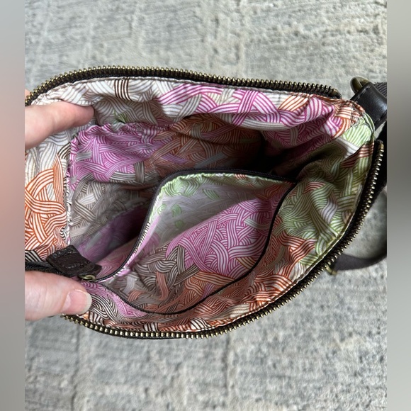 The Sak Iris Crossbody Bag Brown Adjustable Pebbled Leather Casual Minimalist - Picture 6 of 11